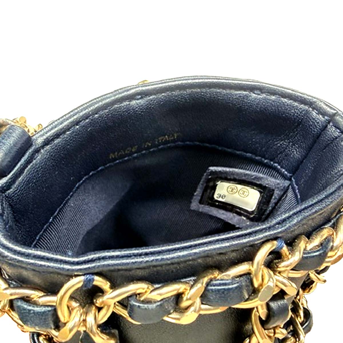 Tech Me Out Chain Phone Holder Shoulder Bag Leather Navy AP1161