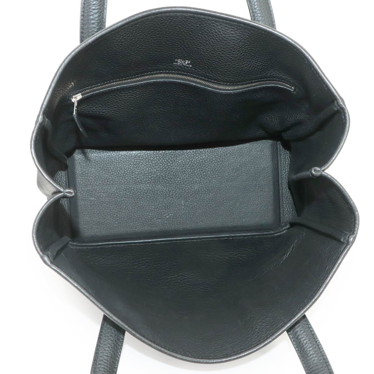Victoria Cabas 32 Tote Bag Taurillon Clemence Black