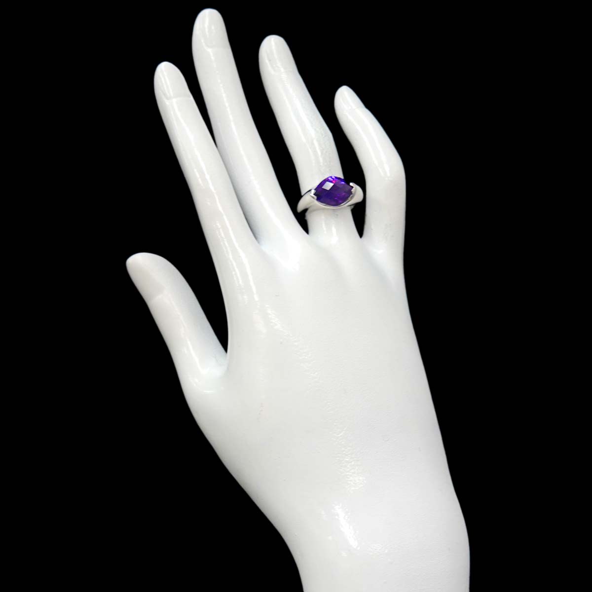 Amethyst Ring 18K WG 750 size5.25(US)