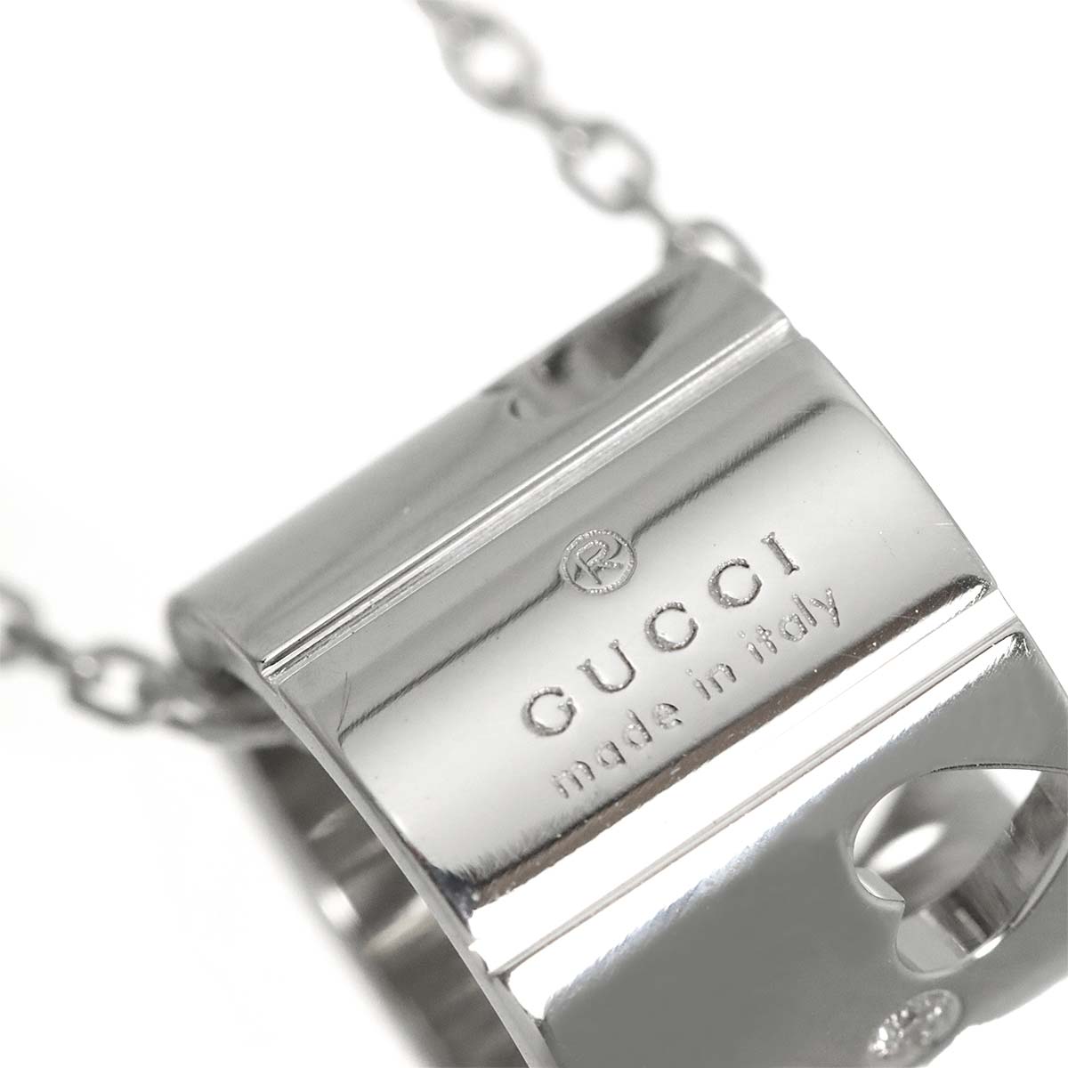 Icon Diamond Necklace 18K White Gold 750