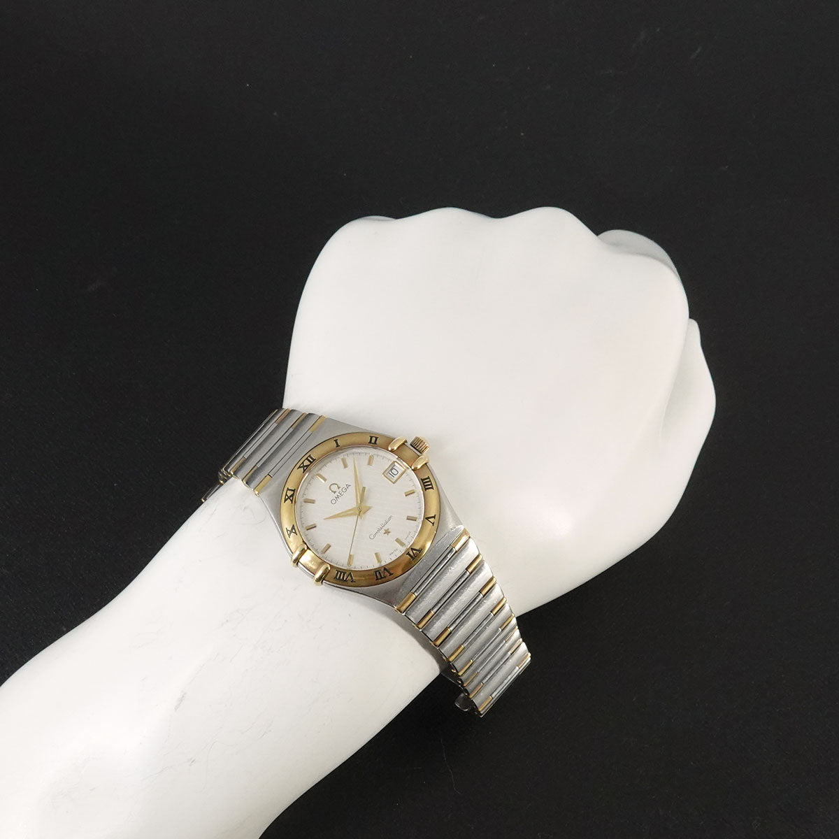 Constellation 1312 30 Quartz Silver Dial SS YG Watch
