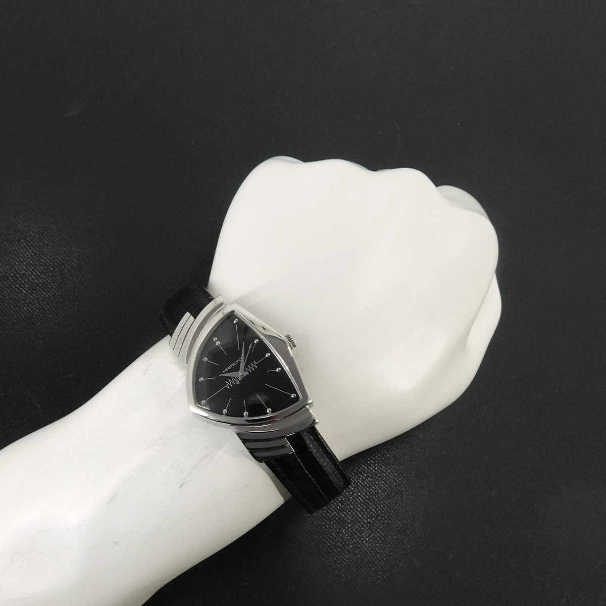 Ventura H244112 Quartz Black Dial Mens Watch