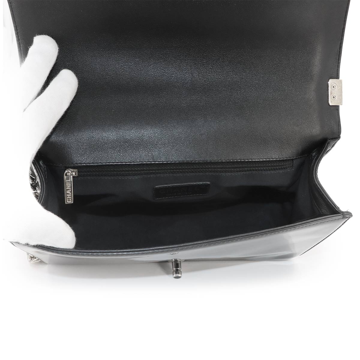 Boy Chanel Chain Shoulder Bag Patent Leather Black