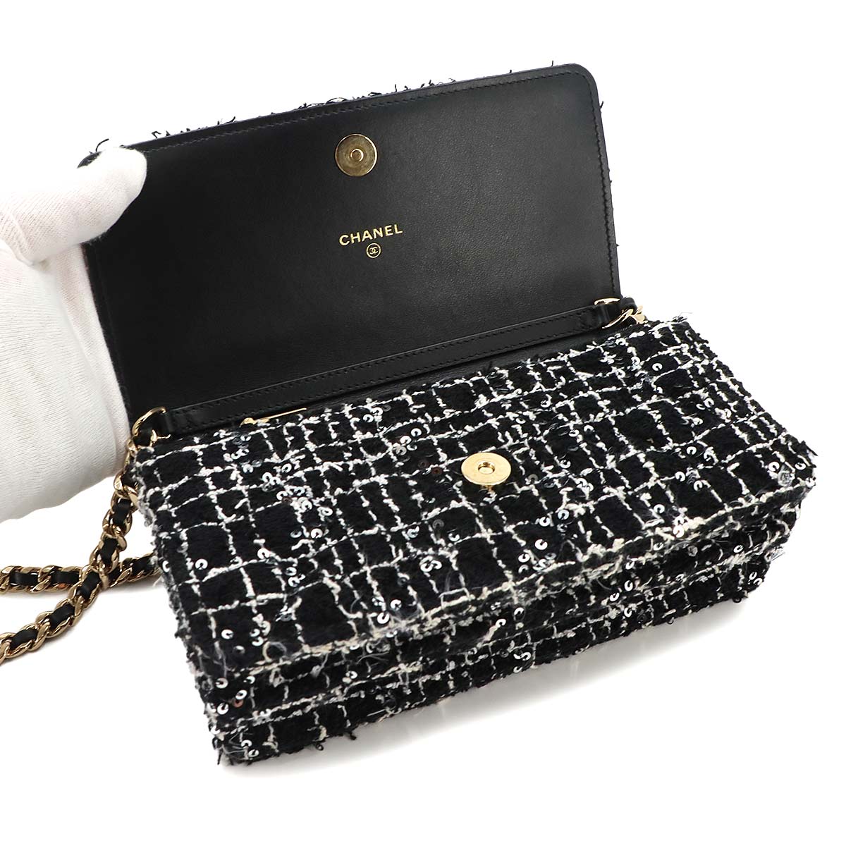 Matelasse Chain Wallet Tweed Leather Sequin Black White