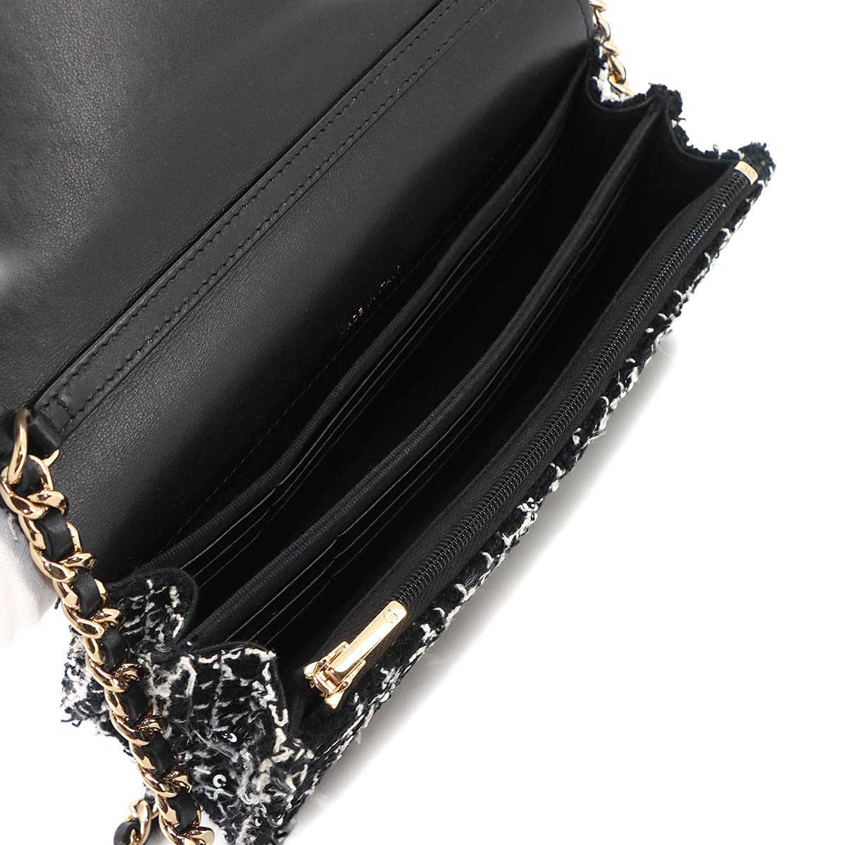 Matelasse Chain Wallet Tweed Leather Sequin Black White
