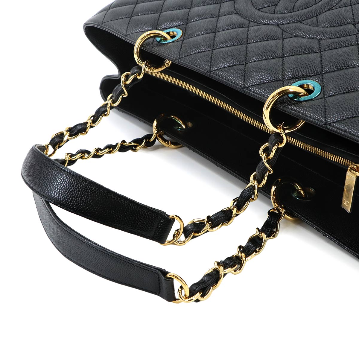 Matelasse Chain Tote Bag Leather Black