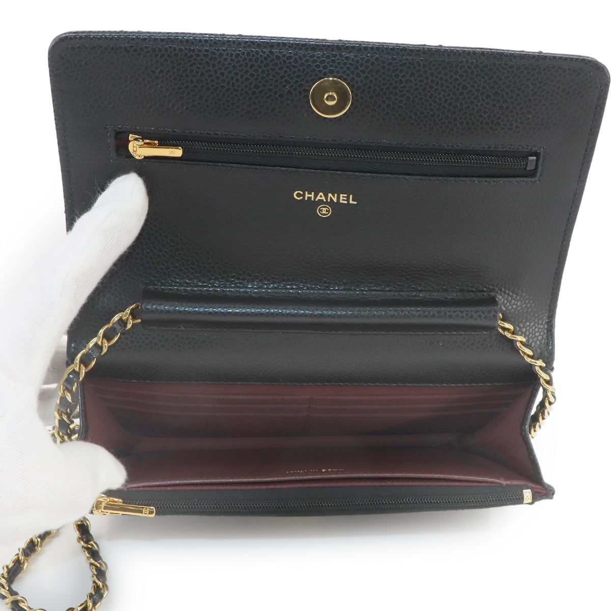 Matelasse Classic Chain Wallet Leather Black AP0250