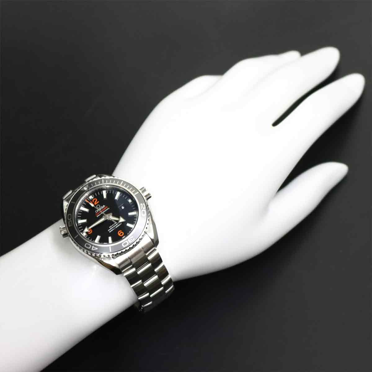 Seamaster Planet Ocean 232.30.38.20.01.002 Black Dial Watch