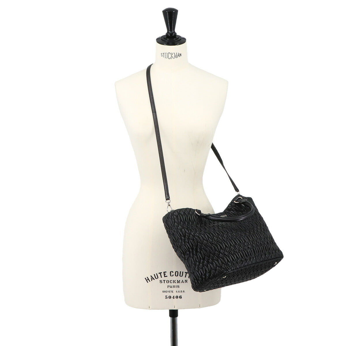 Matelasse Hand Chain Shoulder Bag Leather Black