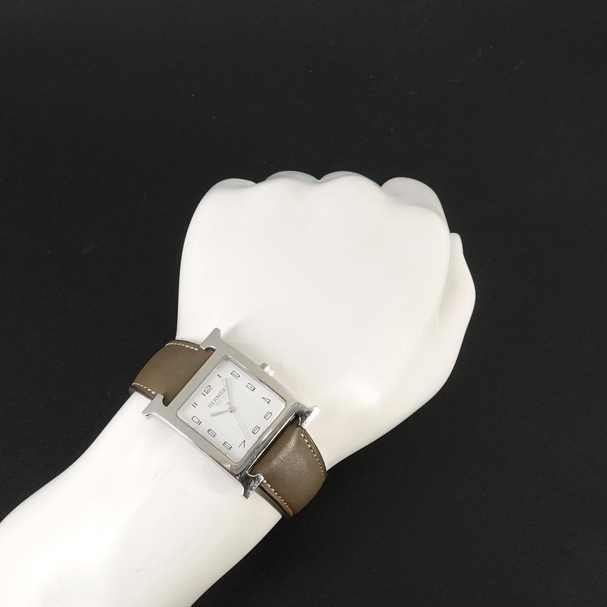 H Watch HH1 810 Quartz White Dial Mens Watch