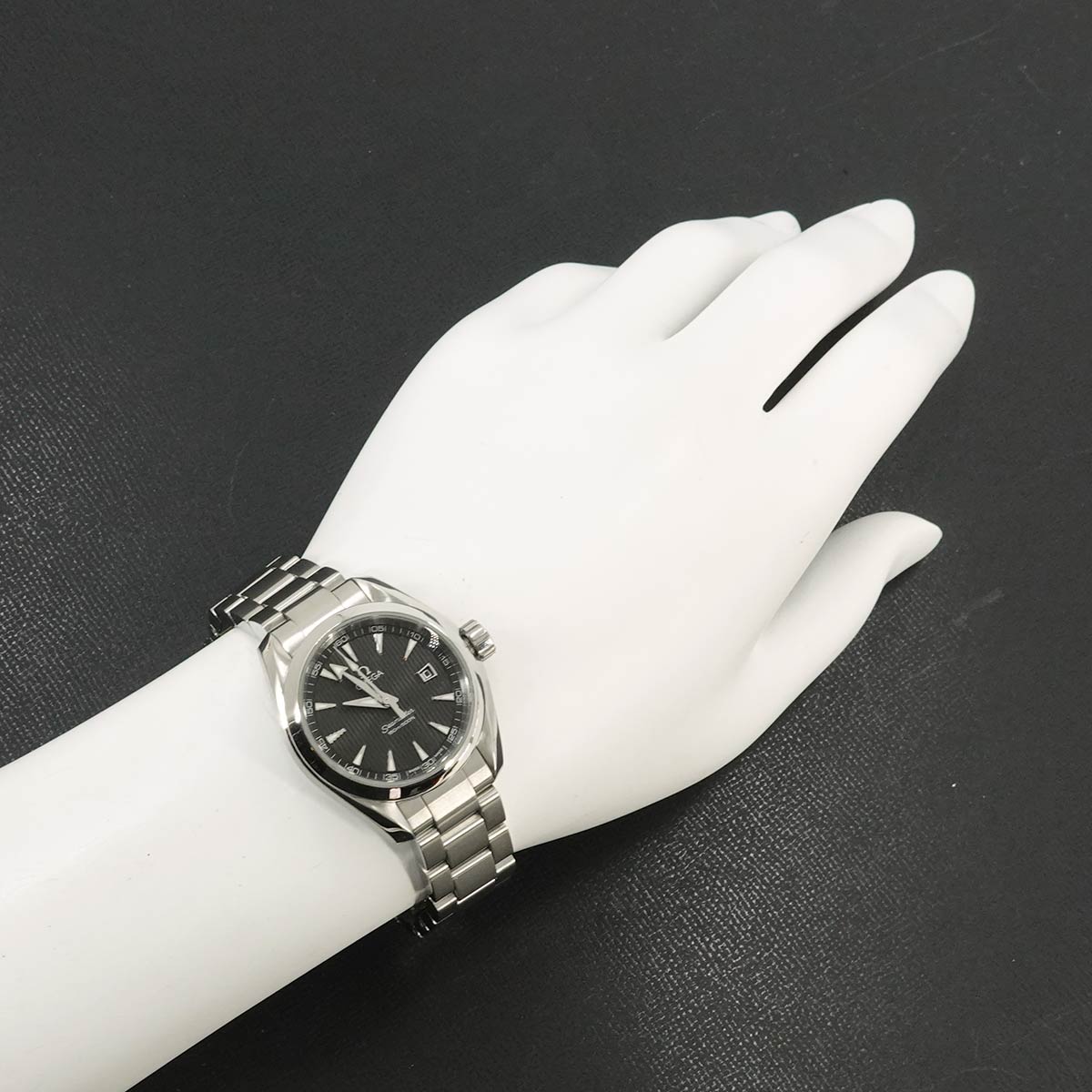 Seamaster Aqua Terra 231.10.30.60.06.001 Date Gray Dial