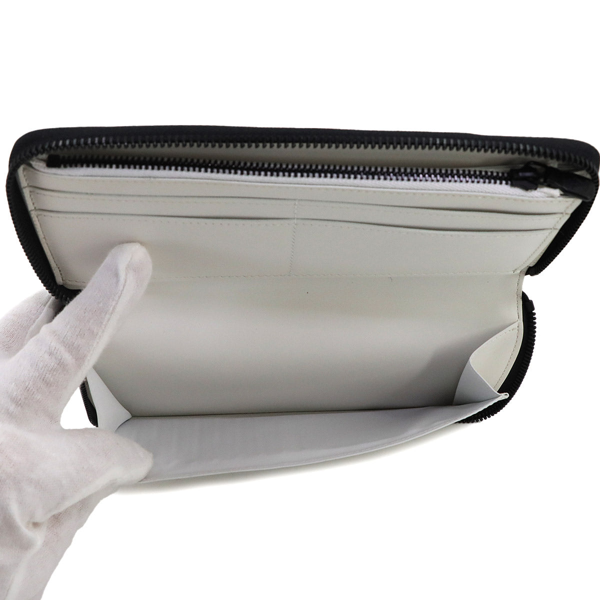 Monogram Shadow Zippy Wallet Vertical White Navy M83381