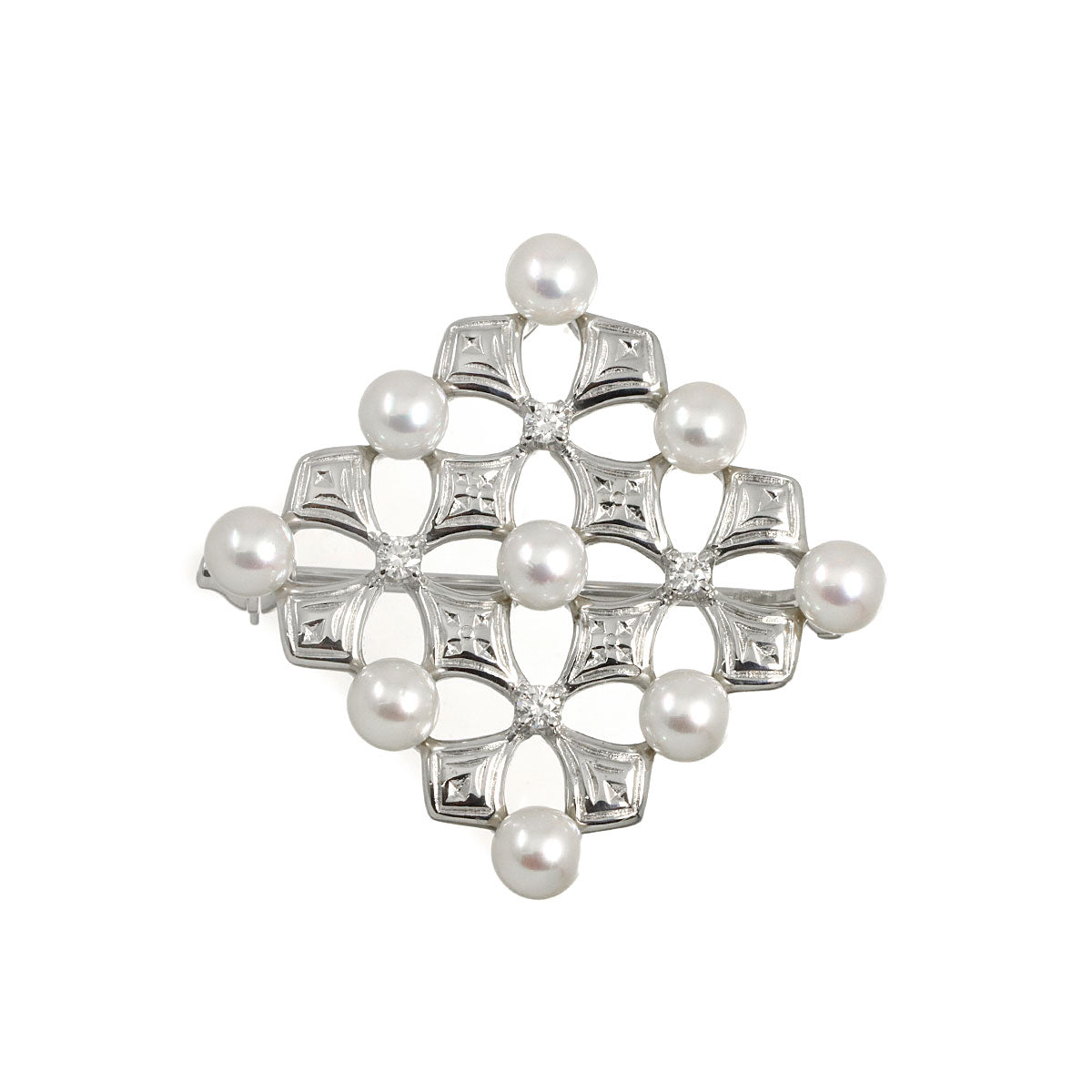 Akoya Pearl 4.1-4.0mm Diamond Brooch 18K White Gold 750