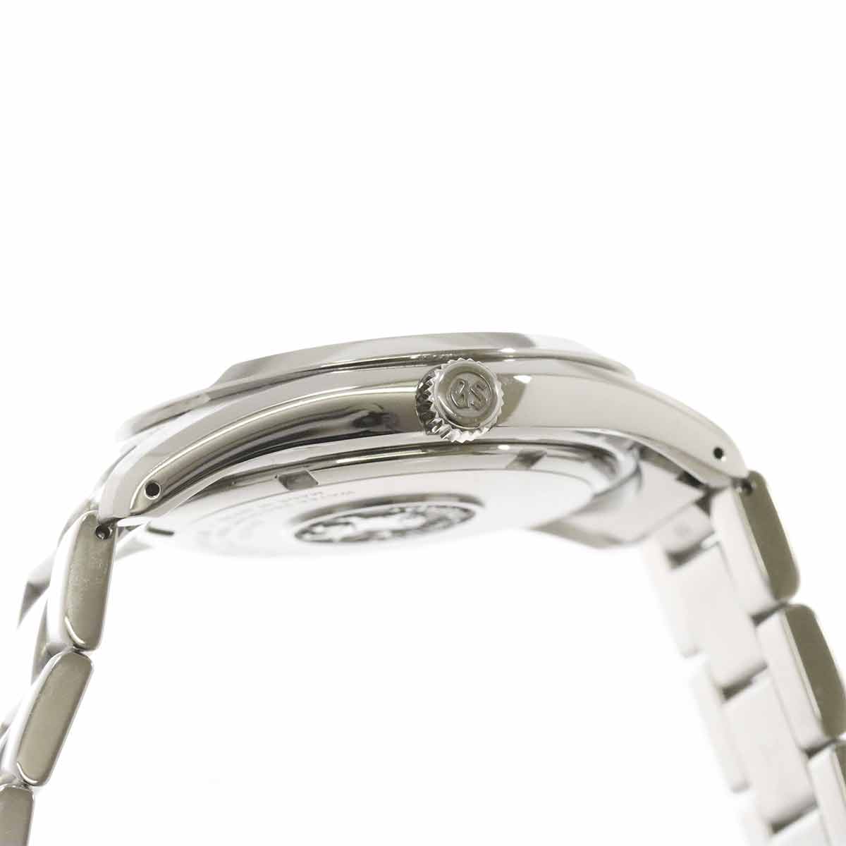 SBGV221 Date Quartz Silver Dial Mens Watch