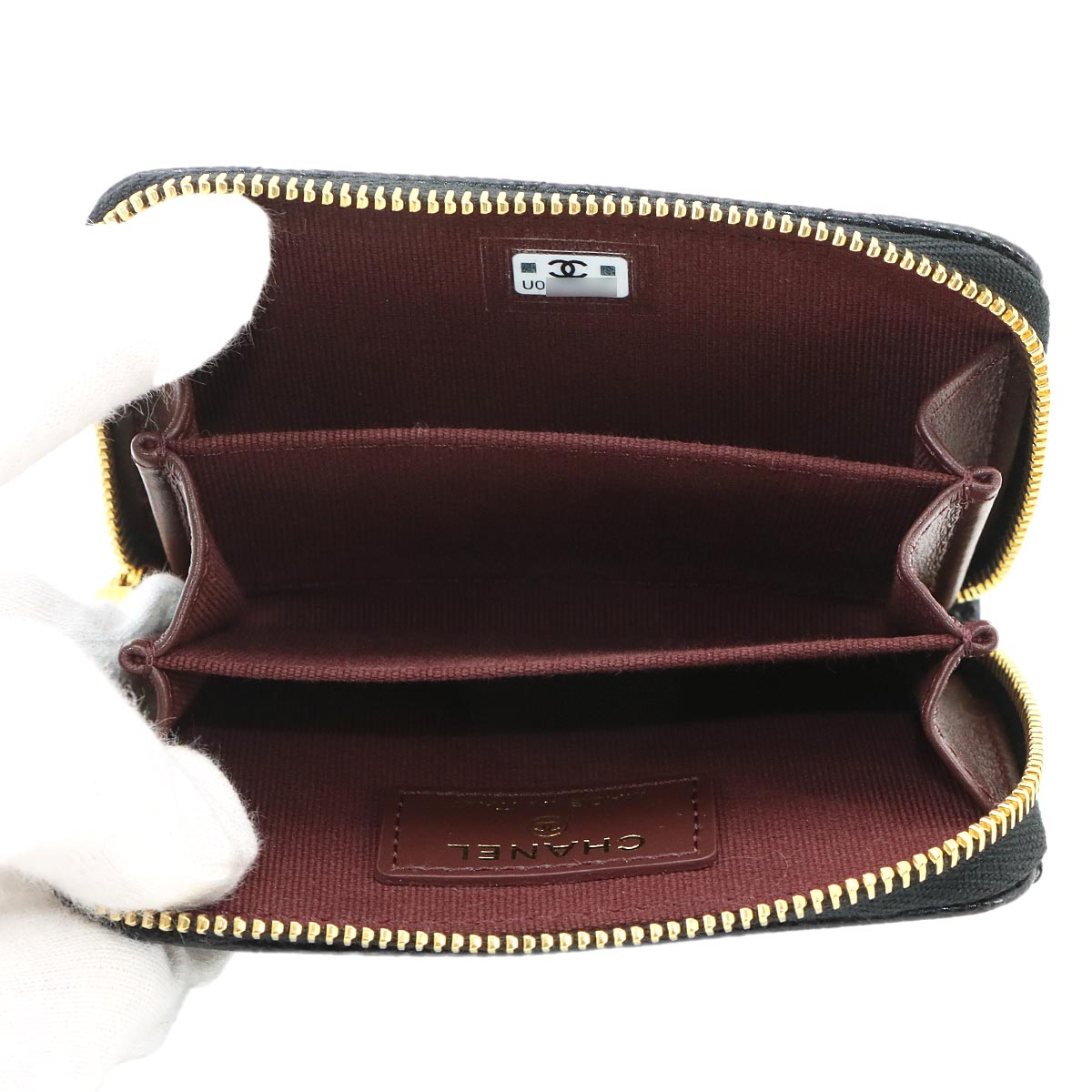 Matelasse Classic Zipped Coin Purse Leather Black AP0216