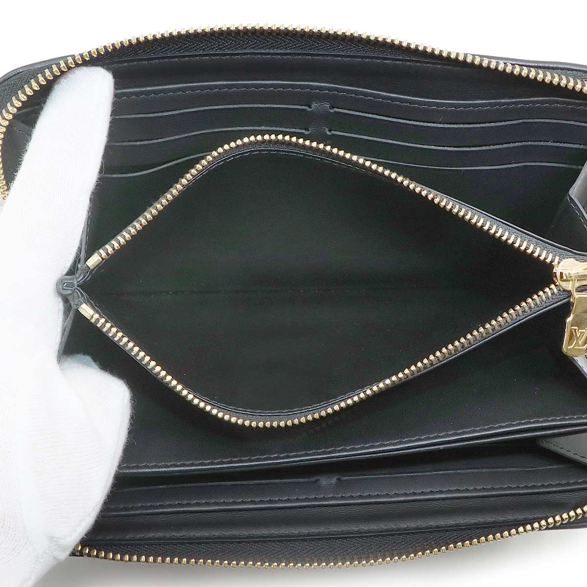 Monogram Coussin Zippy Wallet Leather Noir M81510 Purse