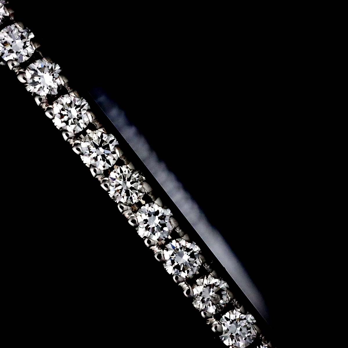 Metro Diamond Bracelet 18K White Gold 750