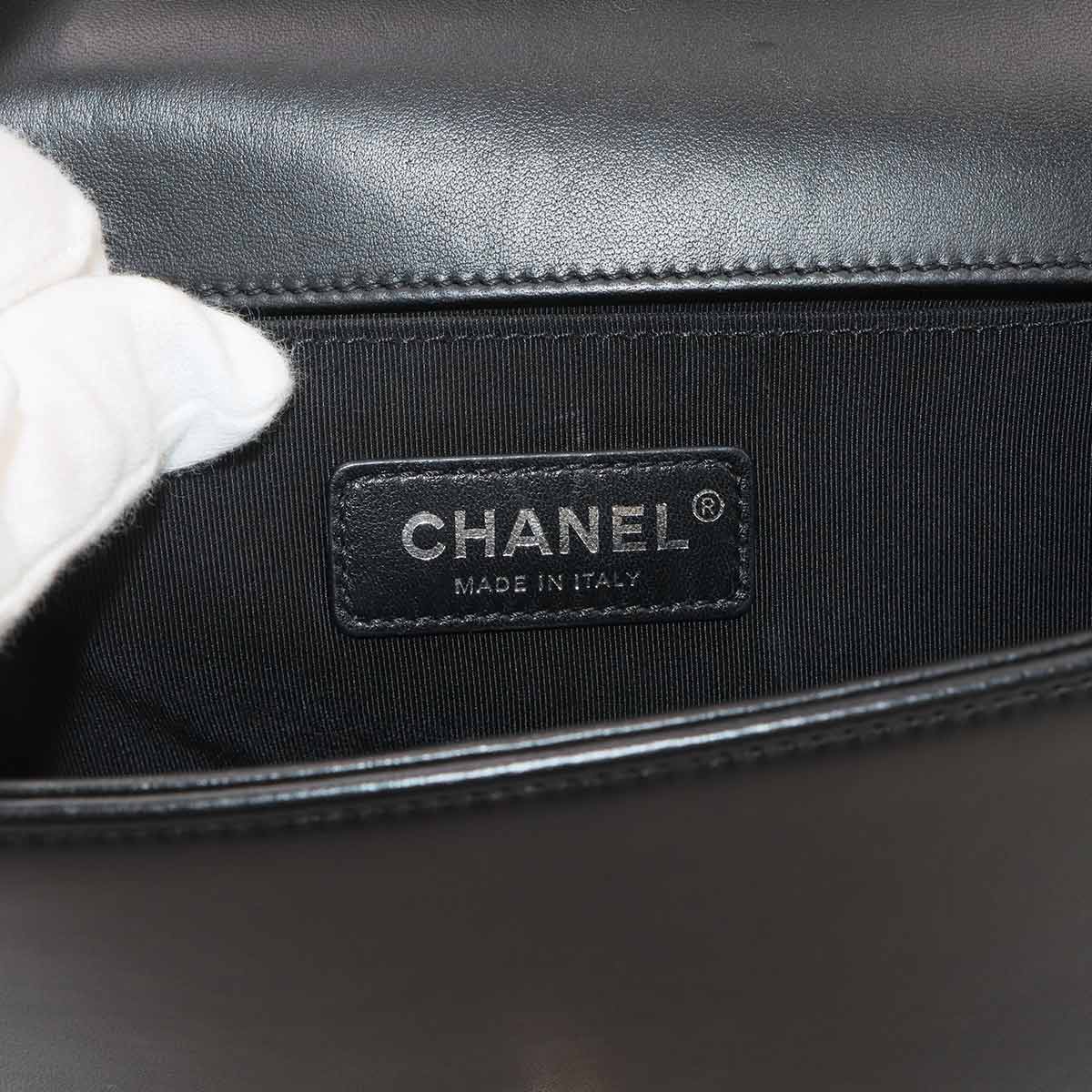 Boy Chanel Small Chain Shoulder Leather Black White Sequin