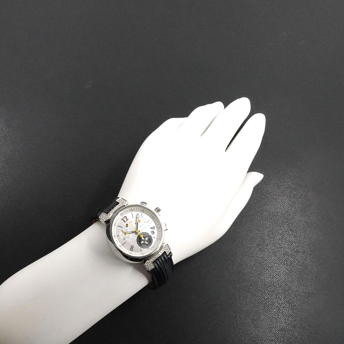 Tambour Lovely Cup Q132H Quzrtz White Shell Dial