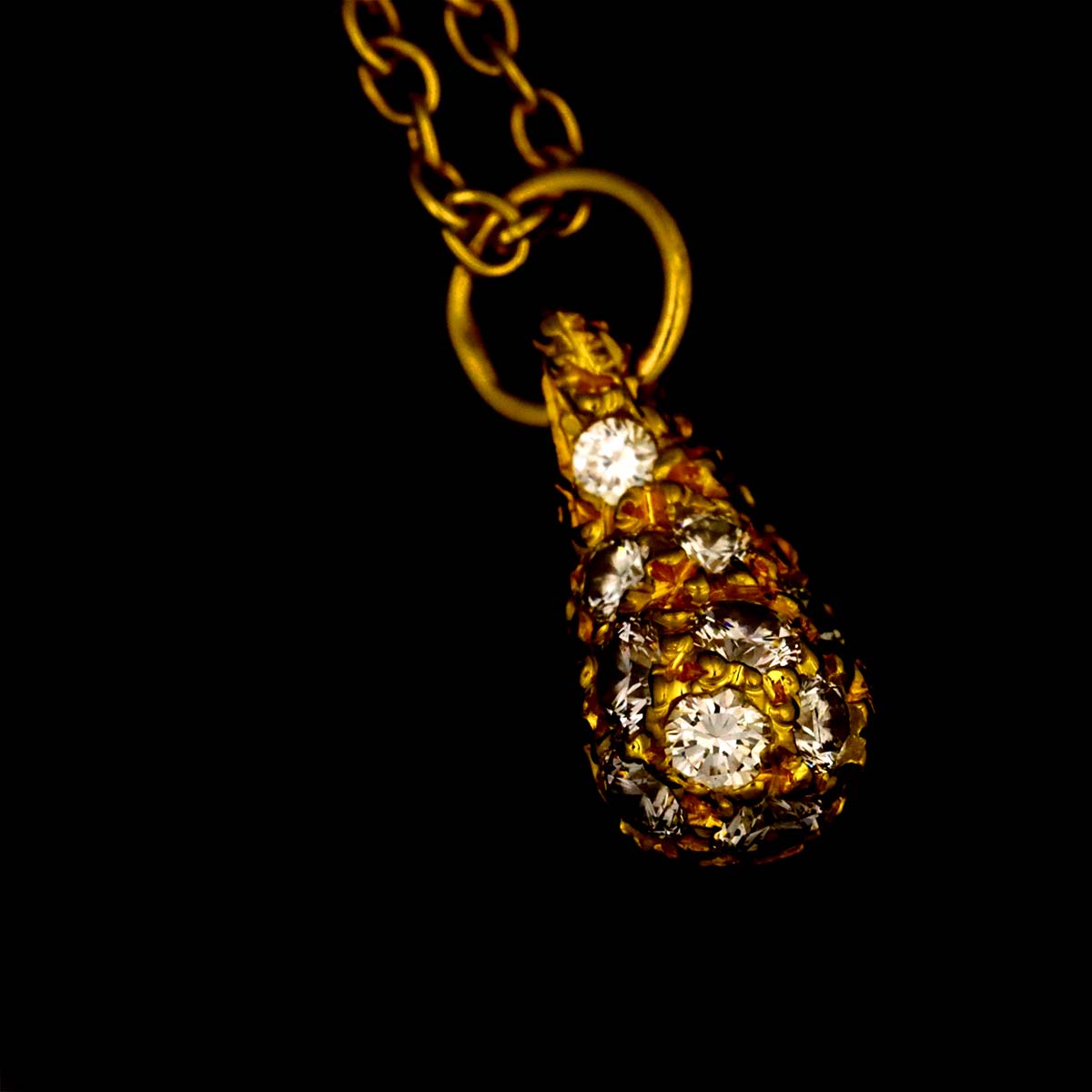 Teardrop Pave diamond Necklace 18K Yellow Gold 750