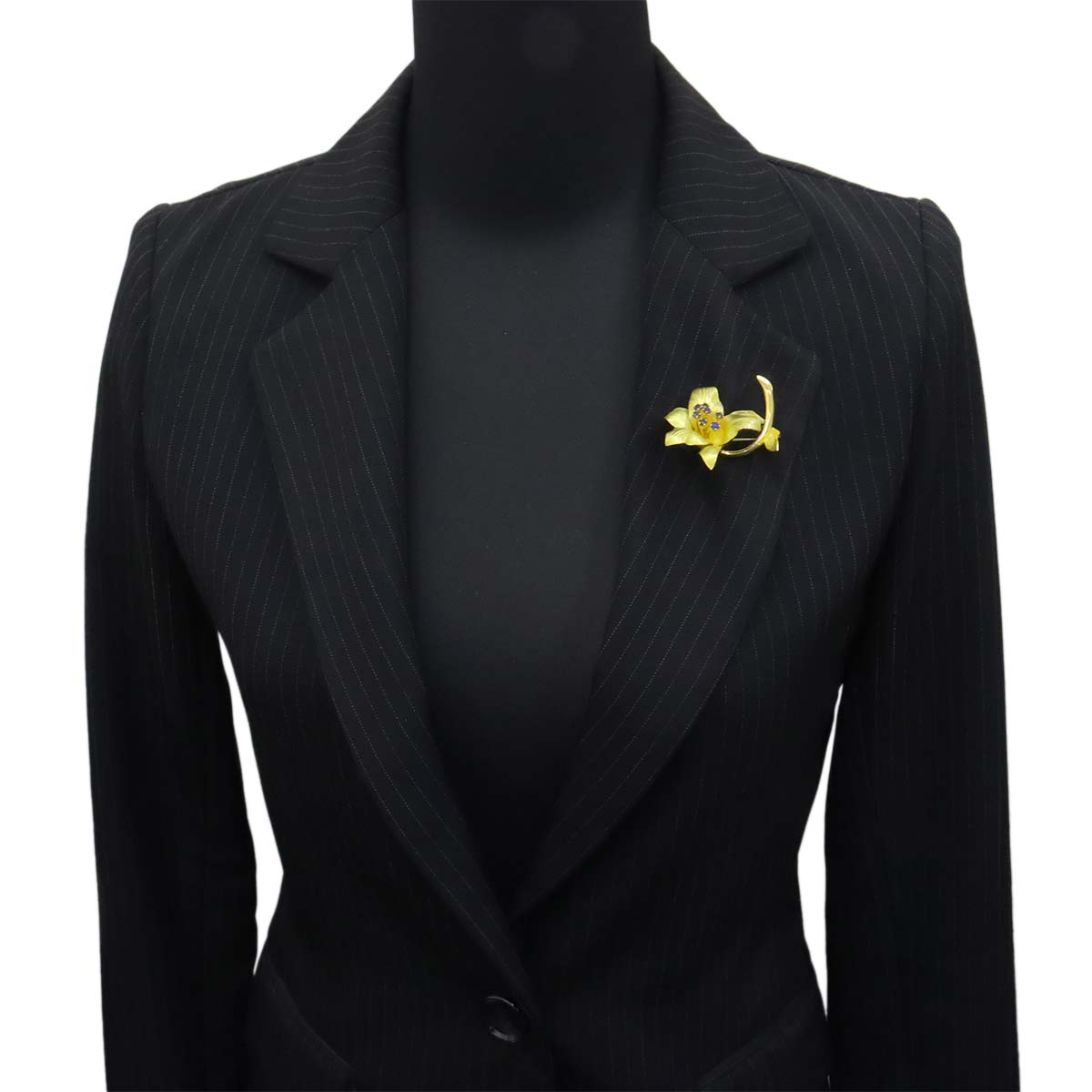 Sapphire Brooch 18K Yellow Gold 750