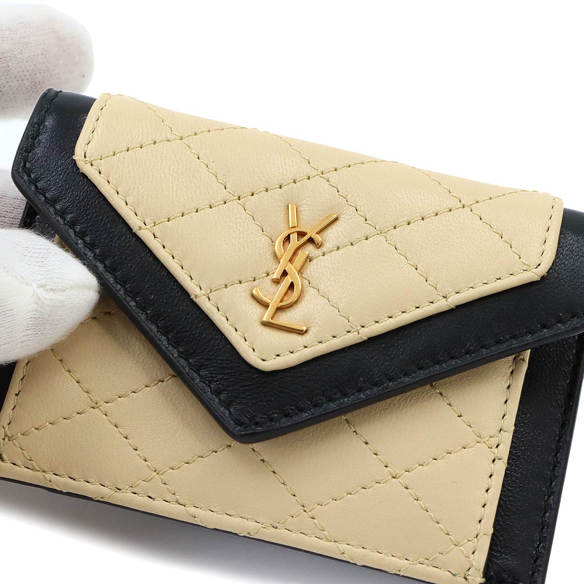 Gaby Flap Card Case Leather Beige Black 734921