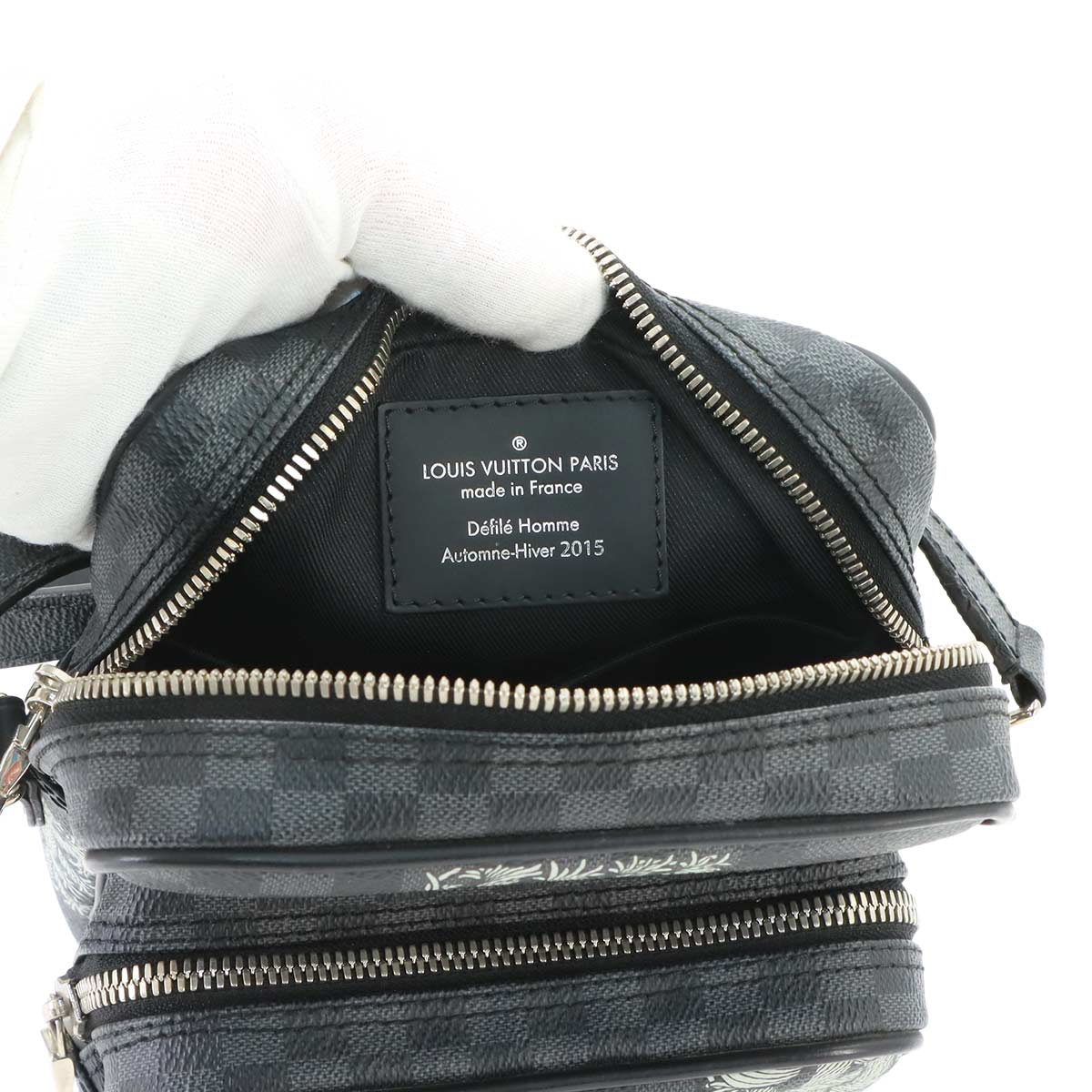 Damier Graphite Christopher Nemeth Amazon Shoulder Bag
