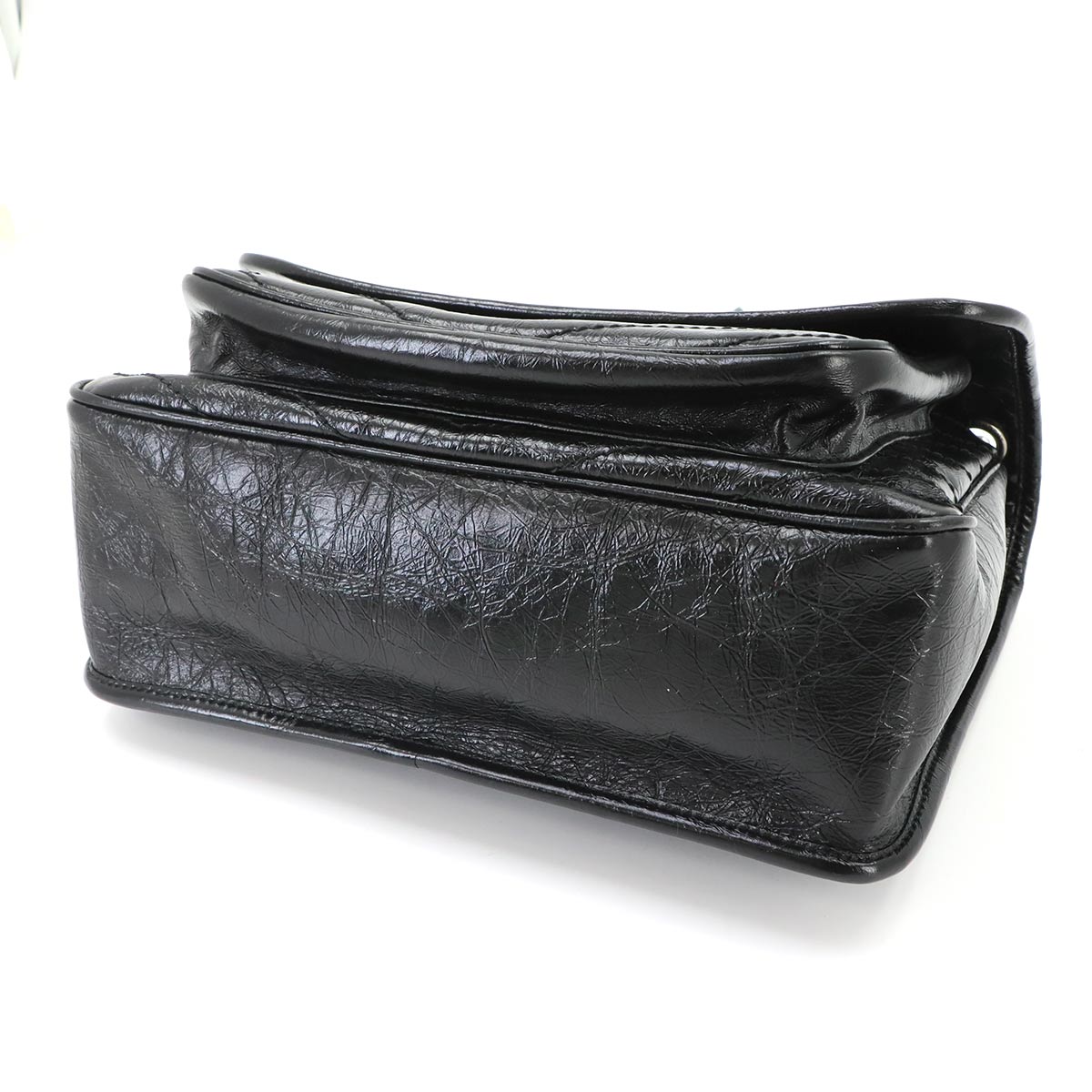 Niki Medium Chain Shoulder Bag Leather Noir 633158