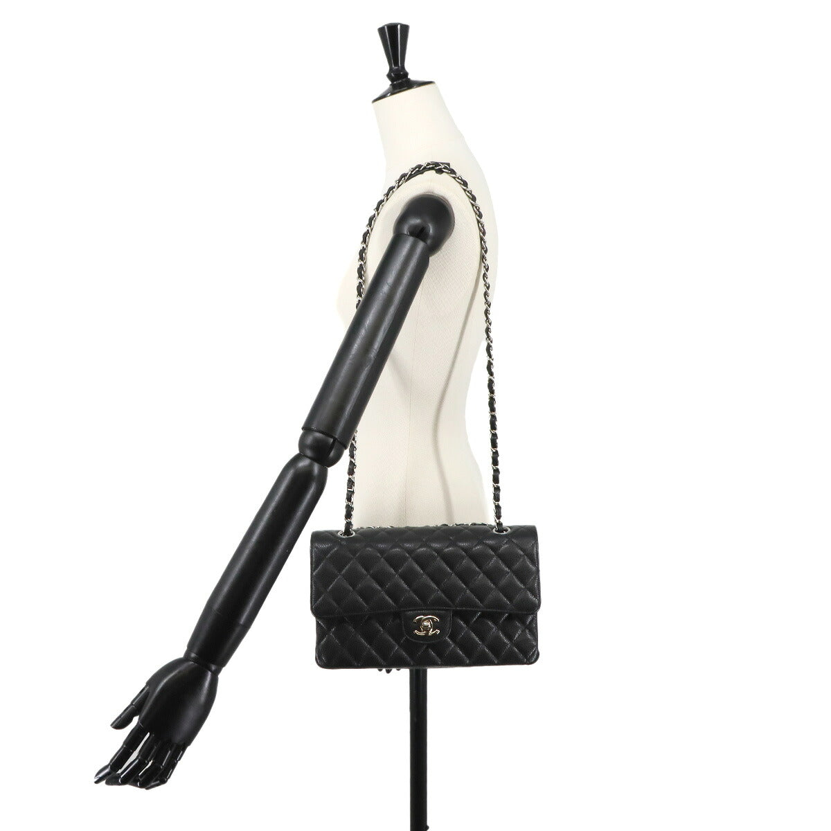 Matelasse 25 Chain Shoulder Bag Leather Black A01112 Purse