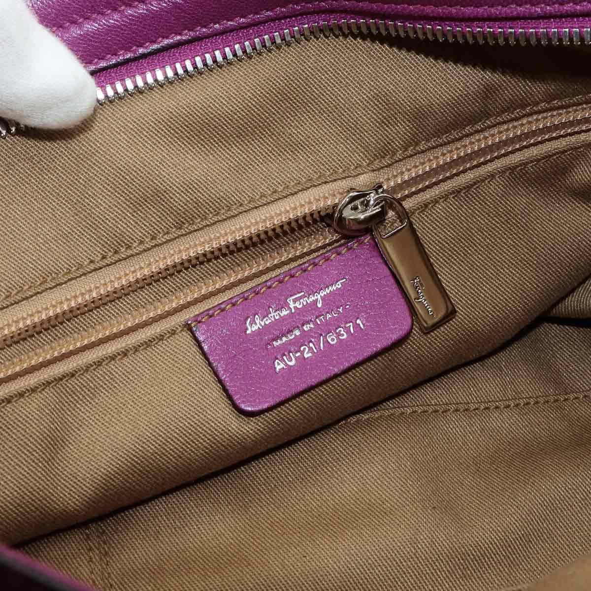 Gancini Wood Chain Shoulder Bag Leather Purple
