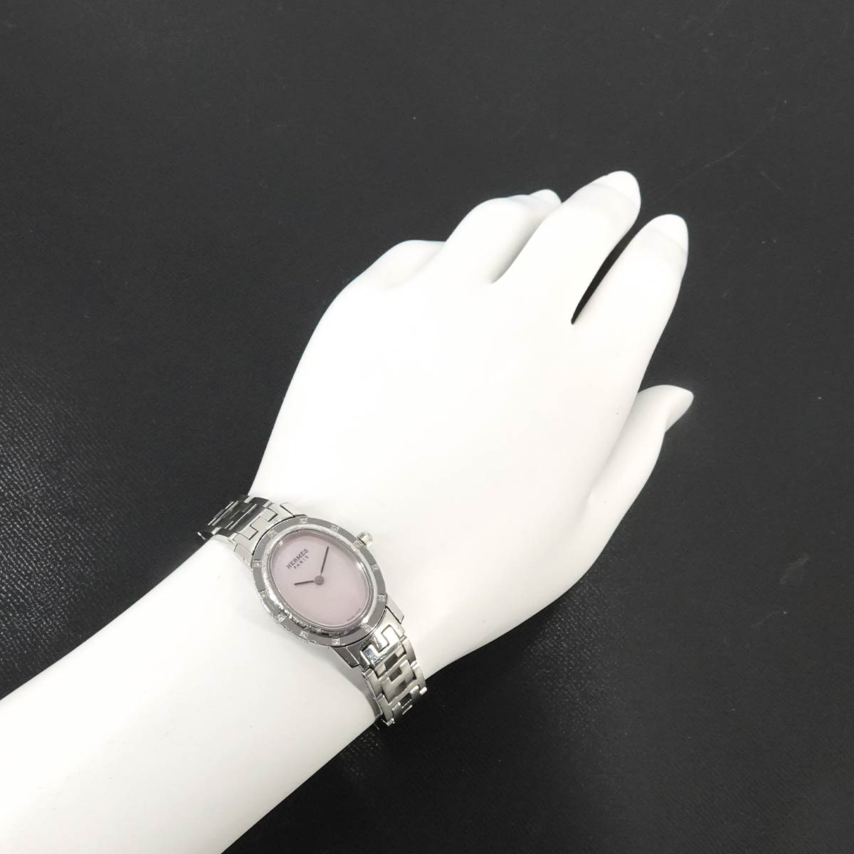 Clipper Nacre CO1.230 Quartz Diamond Bezel Pink Shell Dial