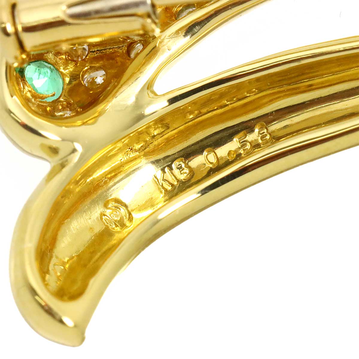 Diamond 0.58ct Emerald Brooch 18K YG 750