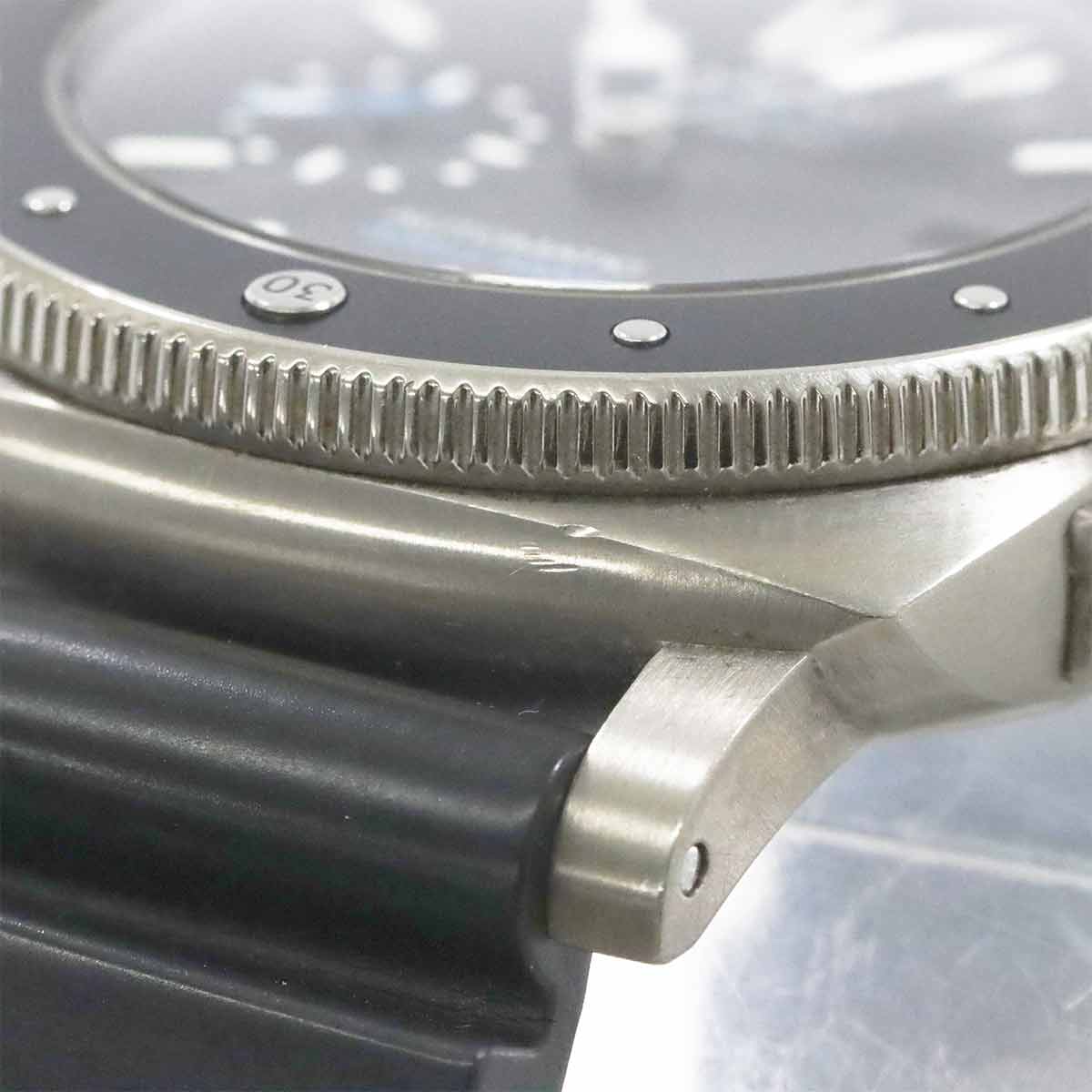 Luminor Submersible PAM01389 Automatic Date Black Dial Mens