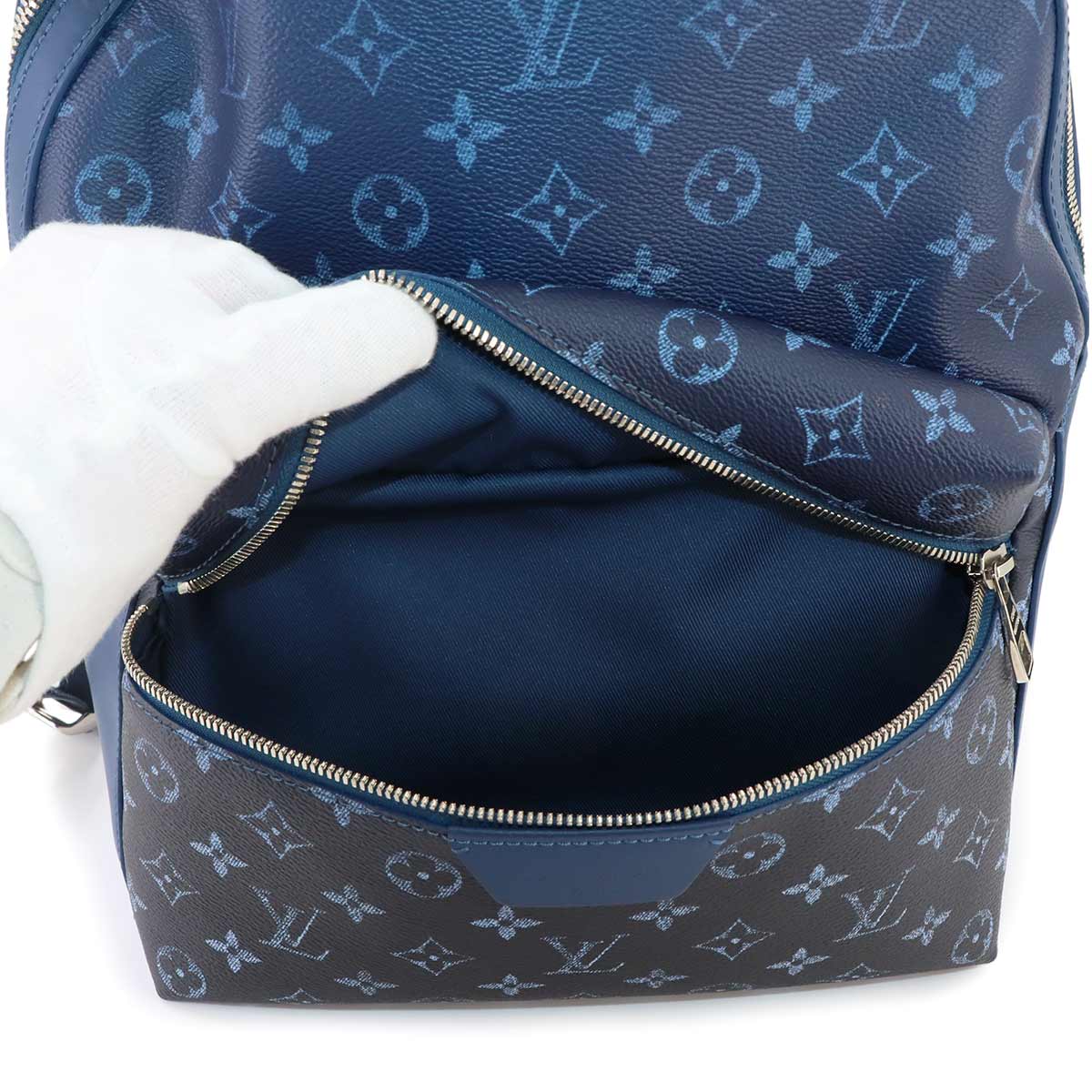 Monogram Gradient Discovery Backpack PM Blue M11590