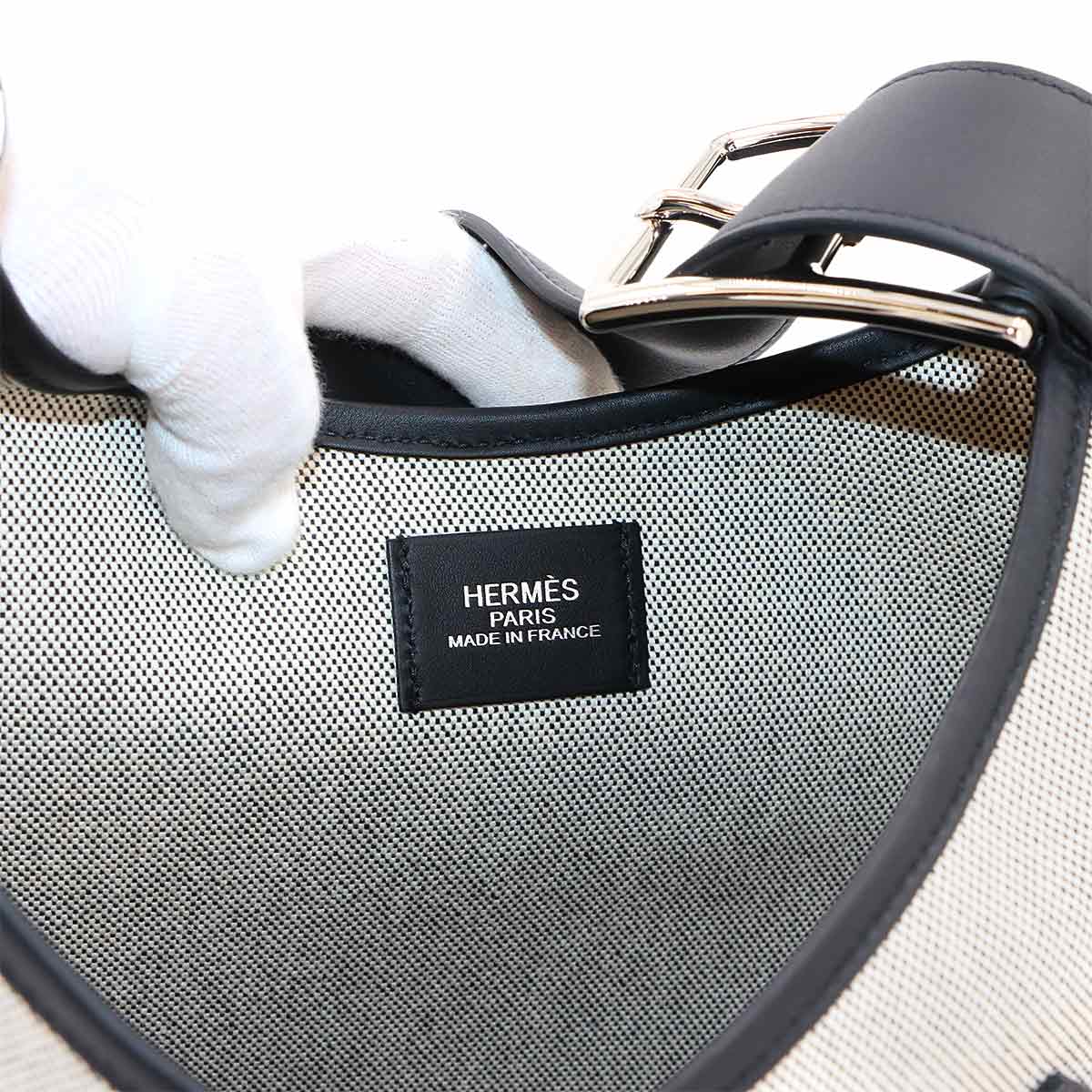 Arcon Shoulder Bag Toile H Swift Black Purse