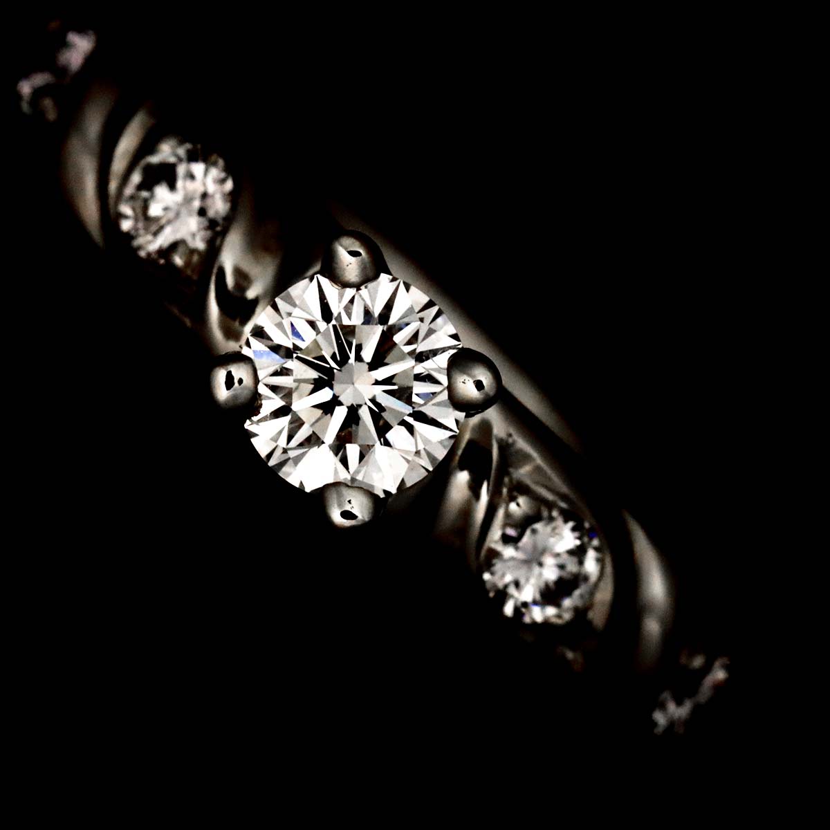 Torsade Diamond Ring Platinum size4.75-5(US)