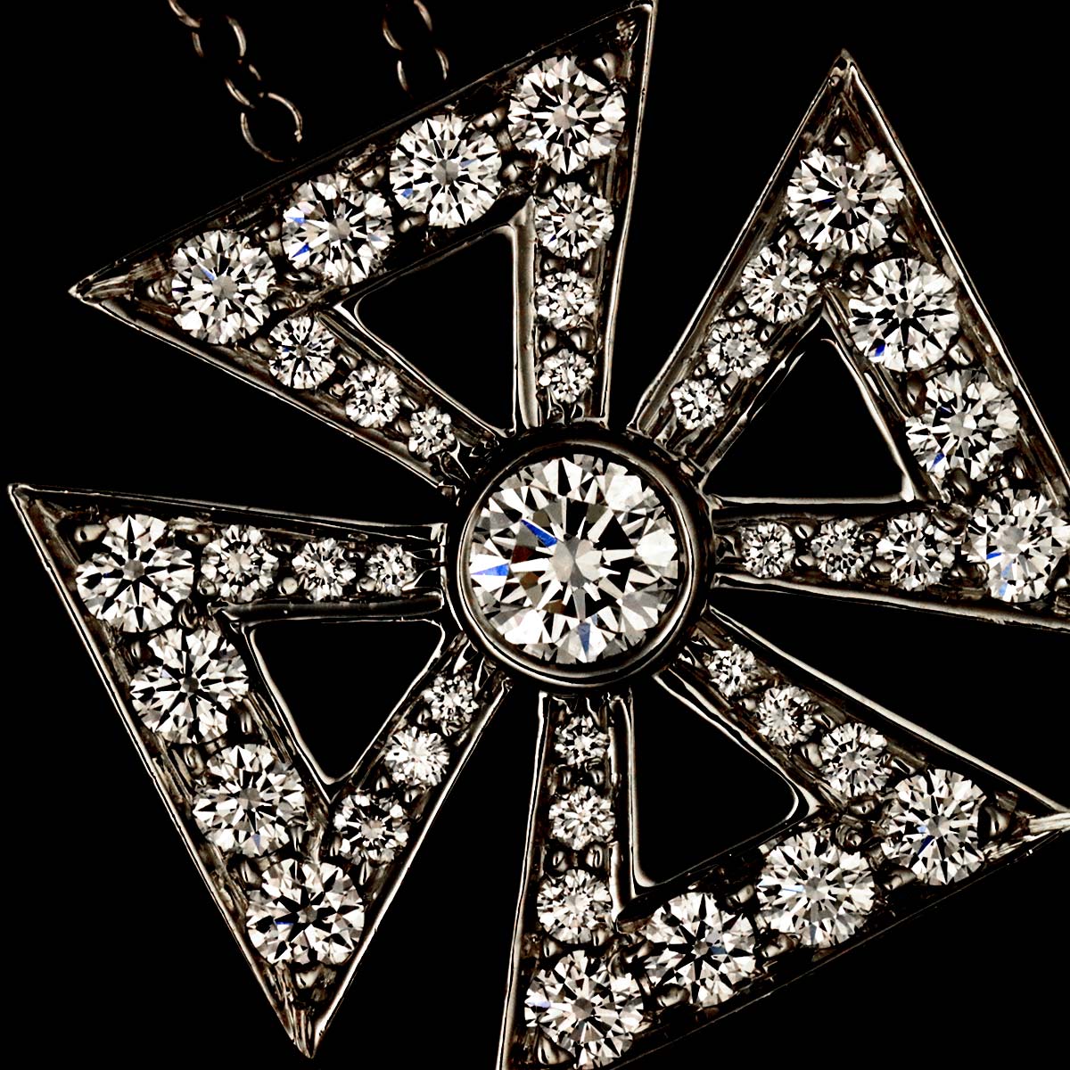 Cross Diamond Necklace Platinum