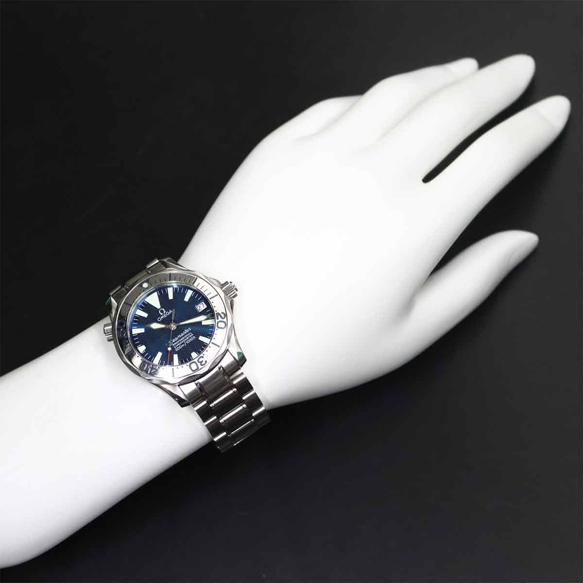 Seamaster Professional 300 2253 80 Date Blue Dial Boys Watch