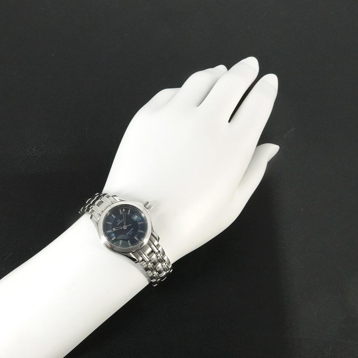 Seamaster 120 2581 81 Date Quartz Blue Dial Ladies Wrist Watch