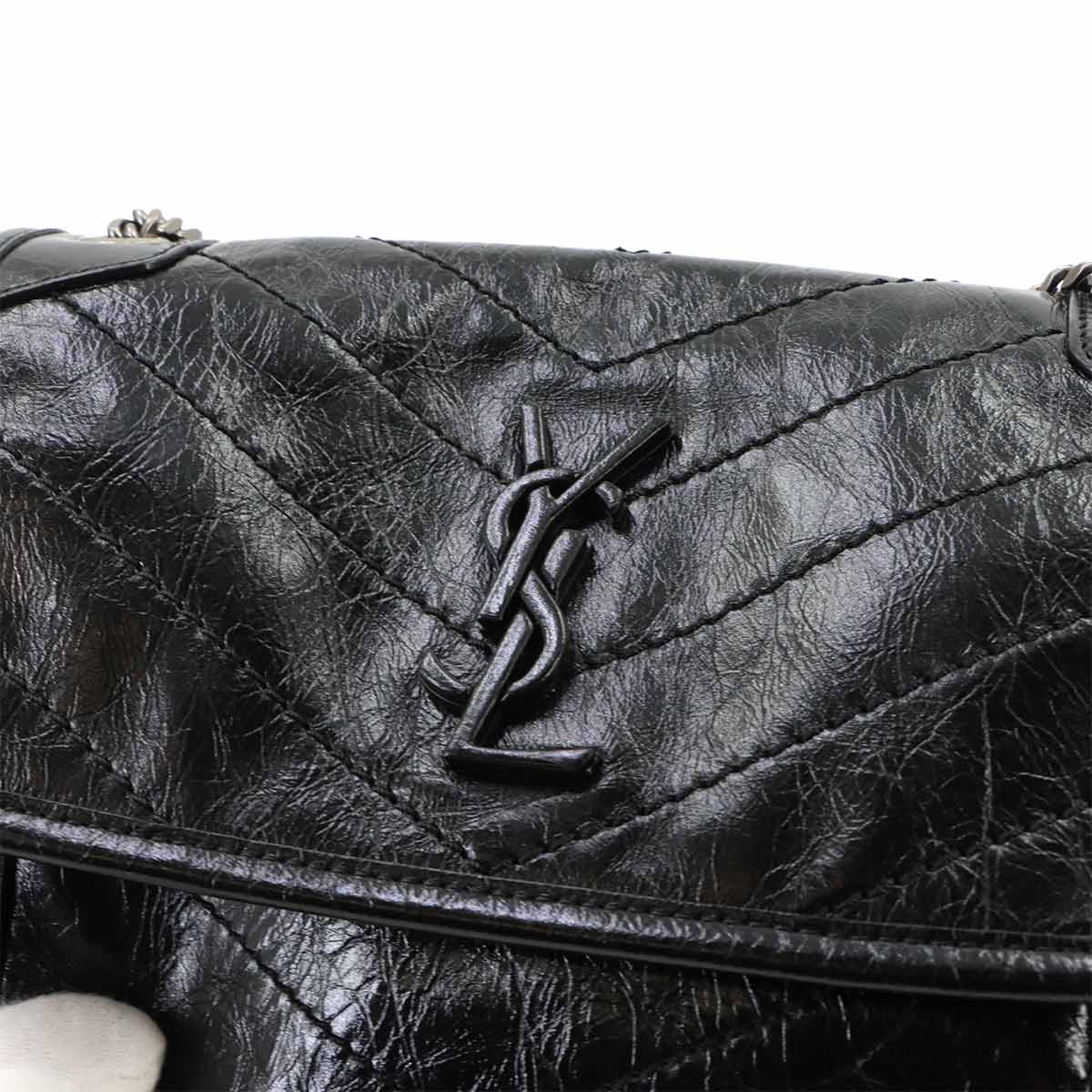 Niki Baby Chain Shoulder Bag Leather Noir 633160