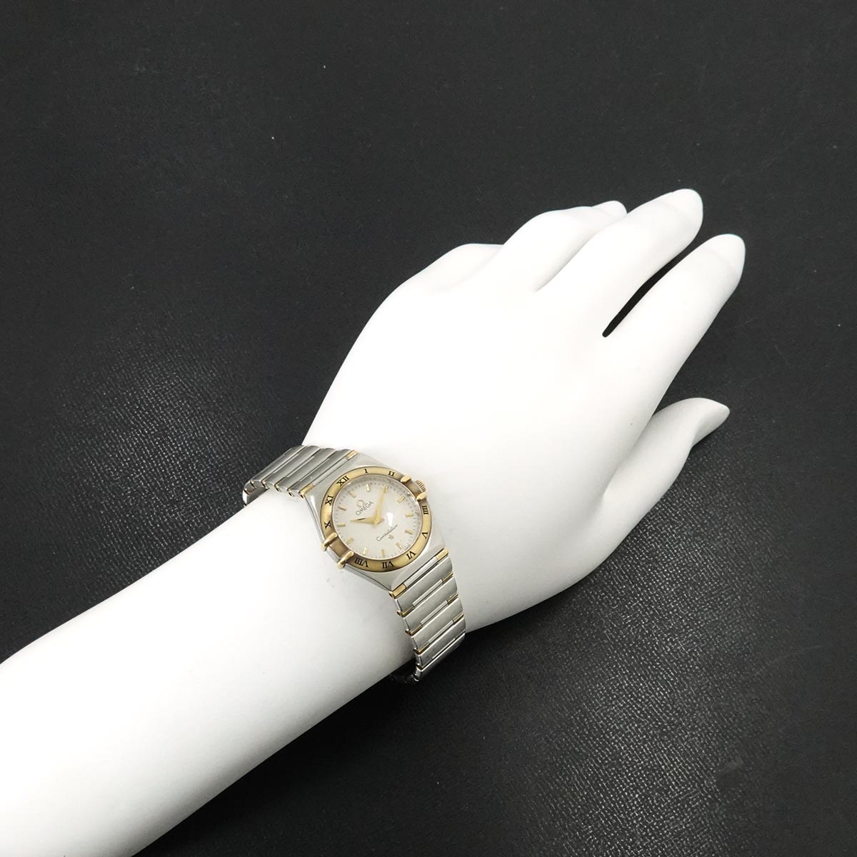 Constellation SM 1372 30 750 YG Quartz Cream Dial