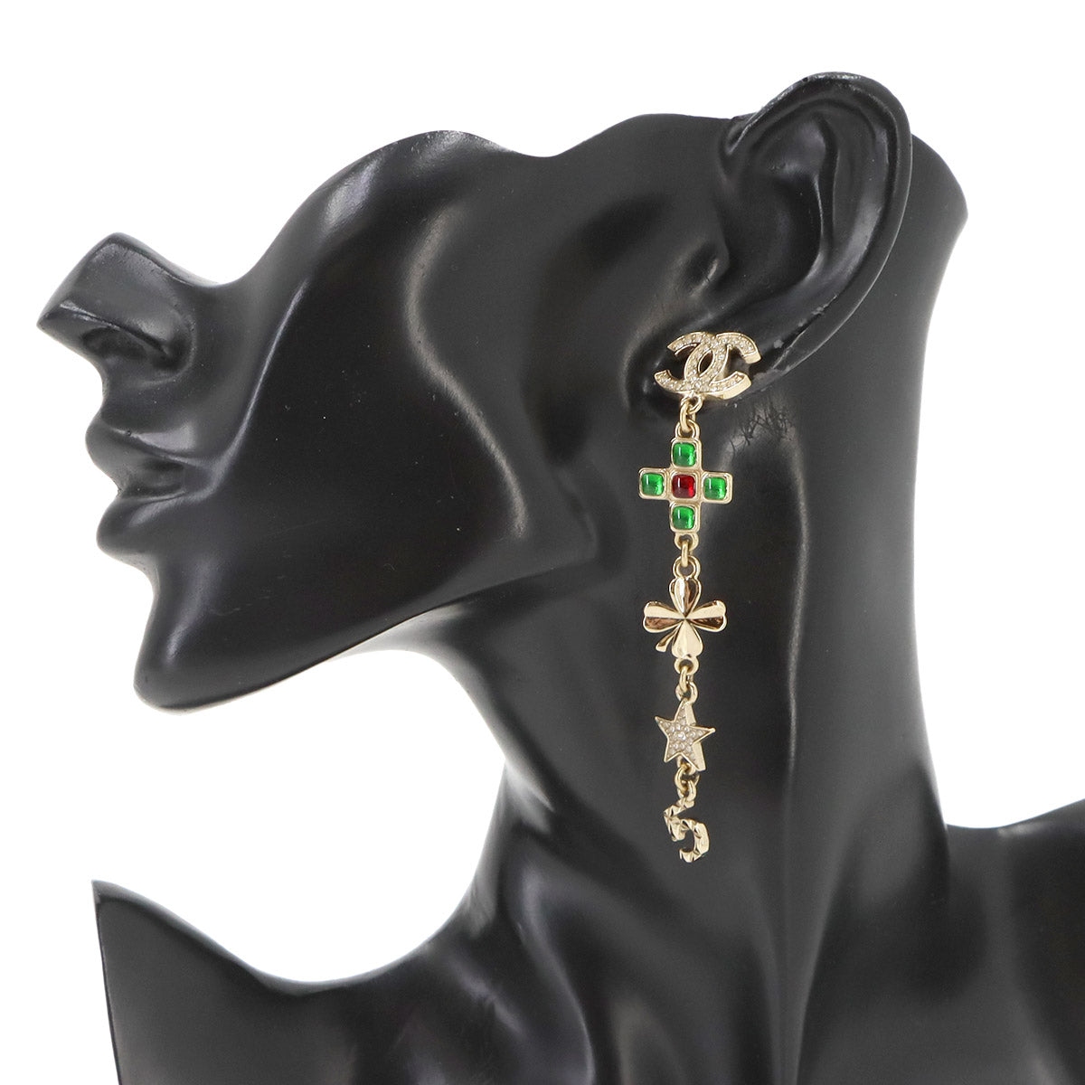 CC Logos Clover Star Swing Pierced Earrings Light Gold Green