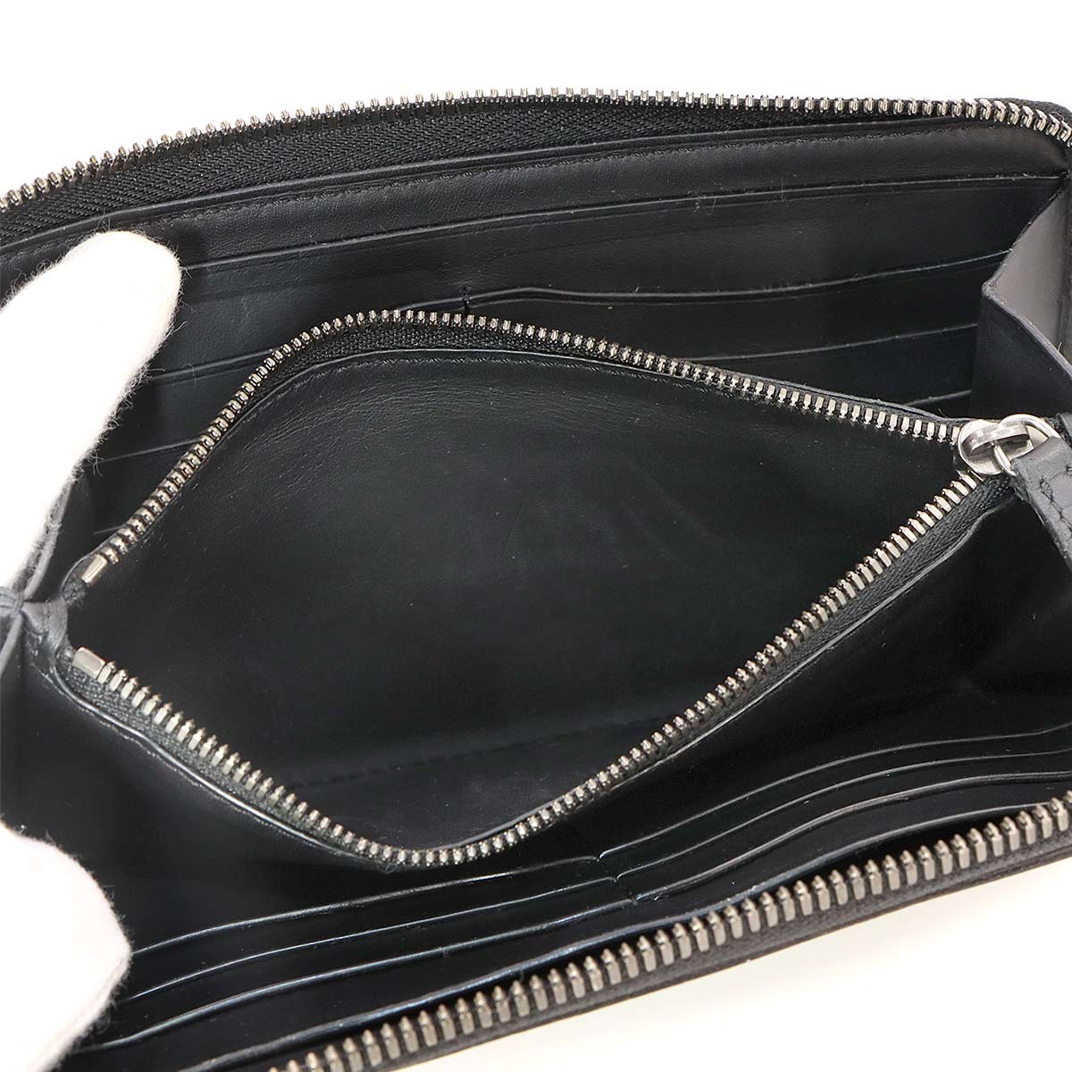 Calligraphy Itauba Long Wallet Venezia Leather Black