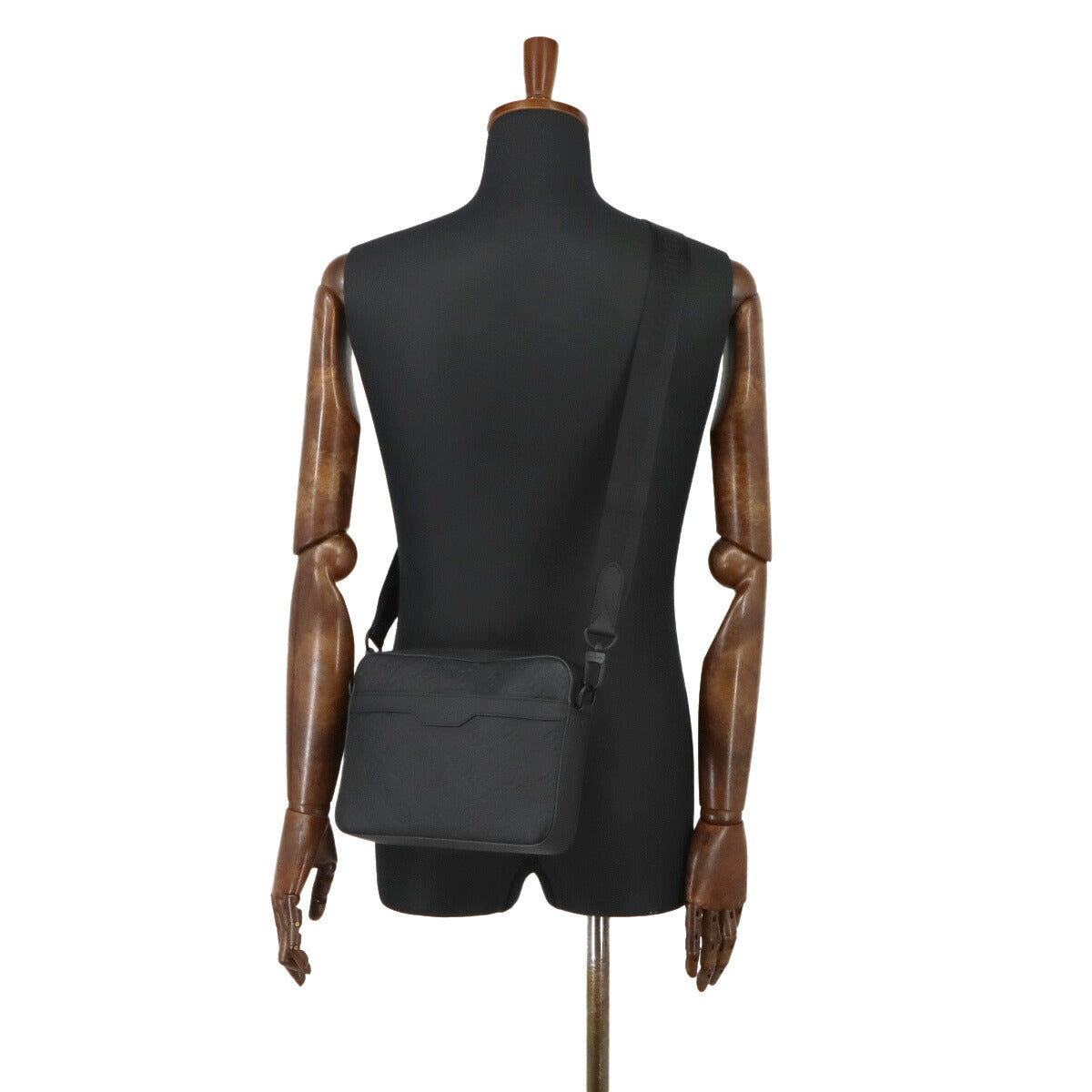 Monogram Shadow Trio Messenger Shoulder Bag Noir M46602