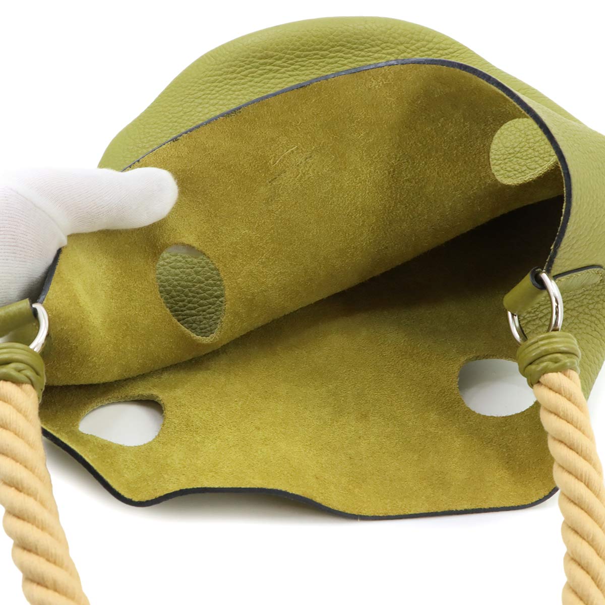 Mangeoire MM Hand Bag Taurillon Clemence Green