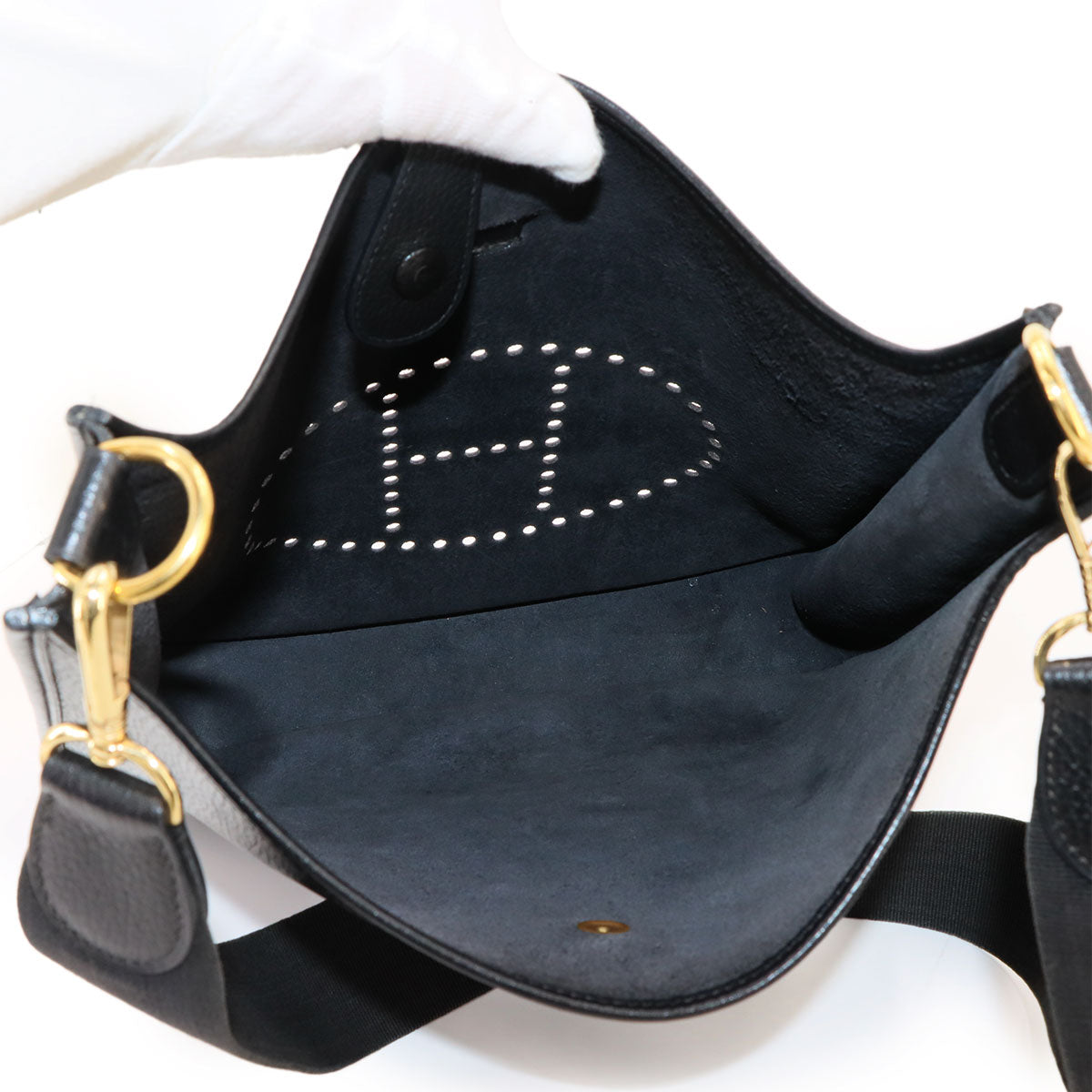 Everlyne GM Shoulder Bag Ardennes Leather Black Purse