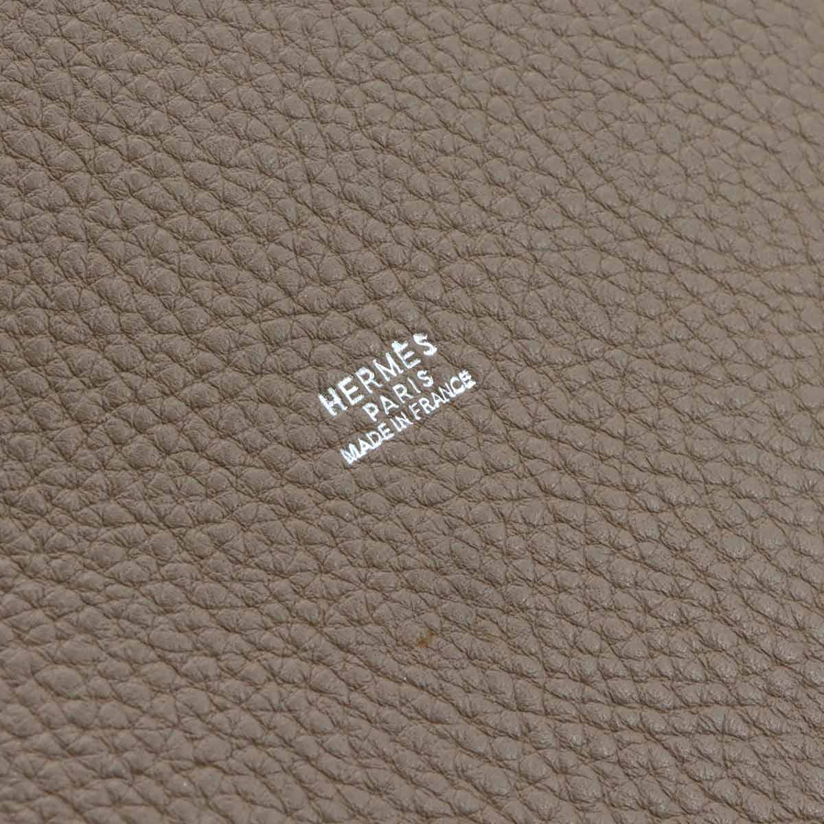 Mangeoire MM Hand Bag Taurillon Clemence Etoupe