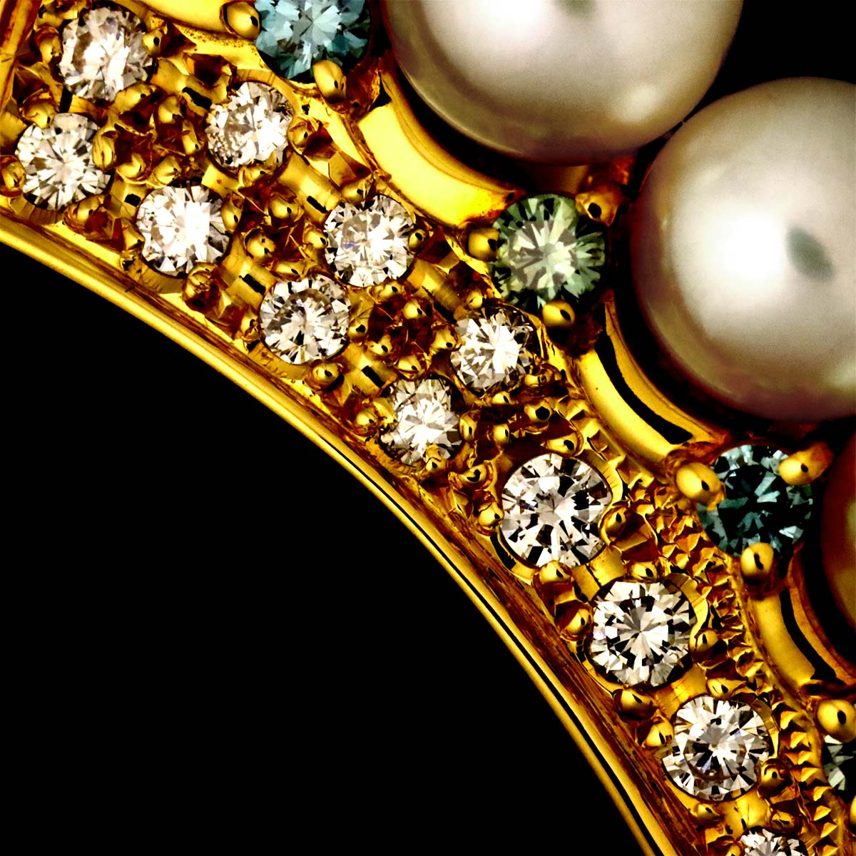Akoya Pearl 8.2mm Diamond Earrings Clip on 18K YG 750