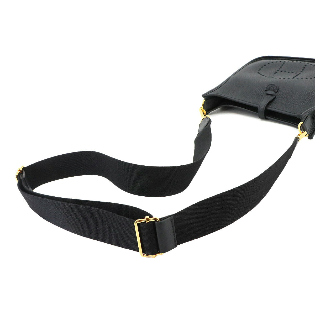 Evelyne3 23 Shoulder Bag Taurillon Clemence Black
