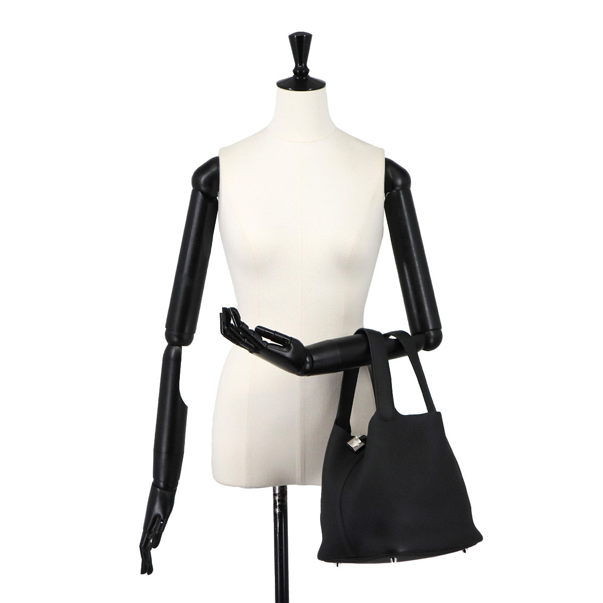 Picotin Lock MM Hand Bag Taurillon Clemence Black Purse